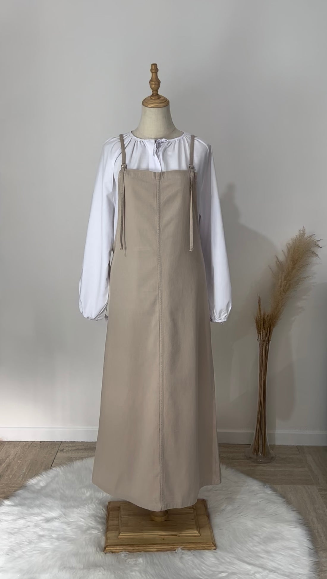 Beiger Overall