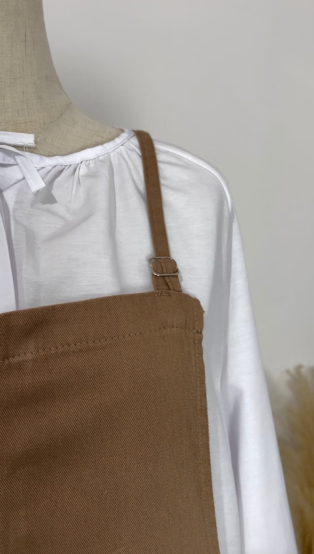 Beiger Overall