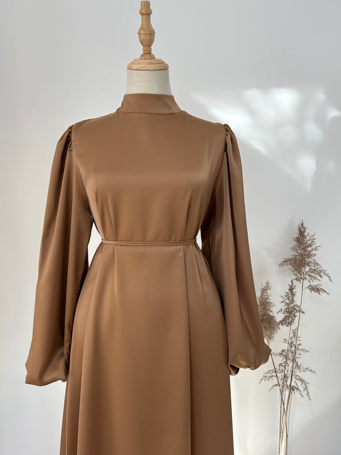Robe satinée