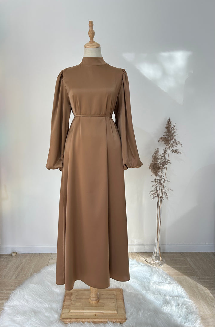 Robe satinée
